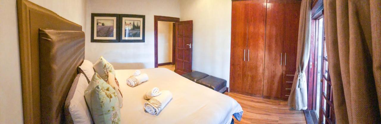 Spacube Luxury Suites And Spa Pretoria-Noord エクステリア 写真