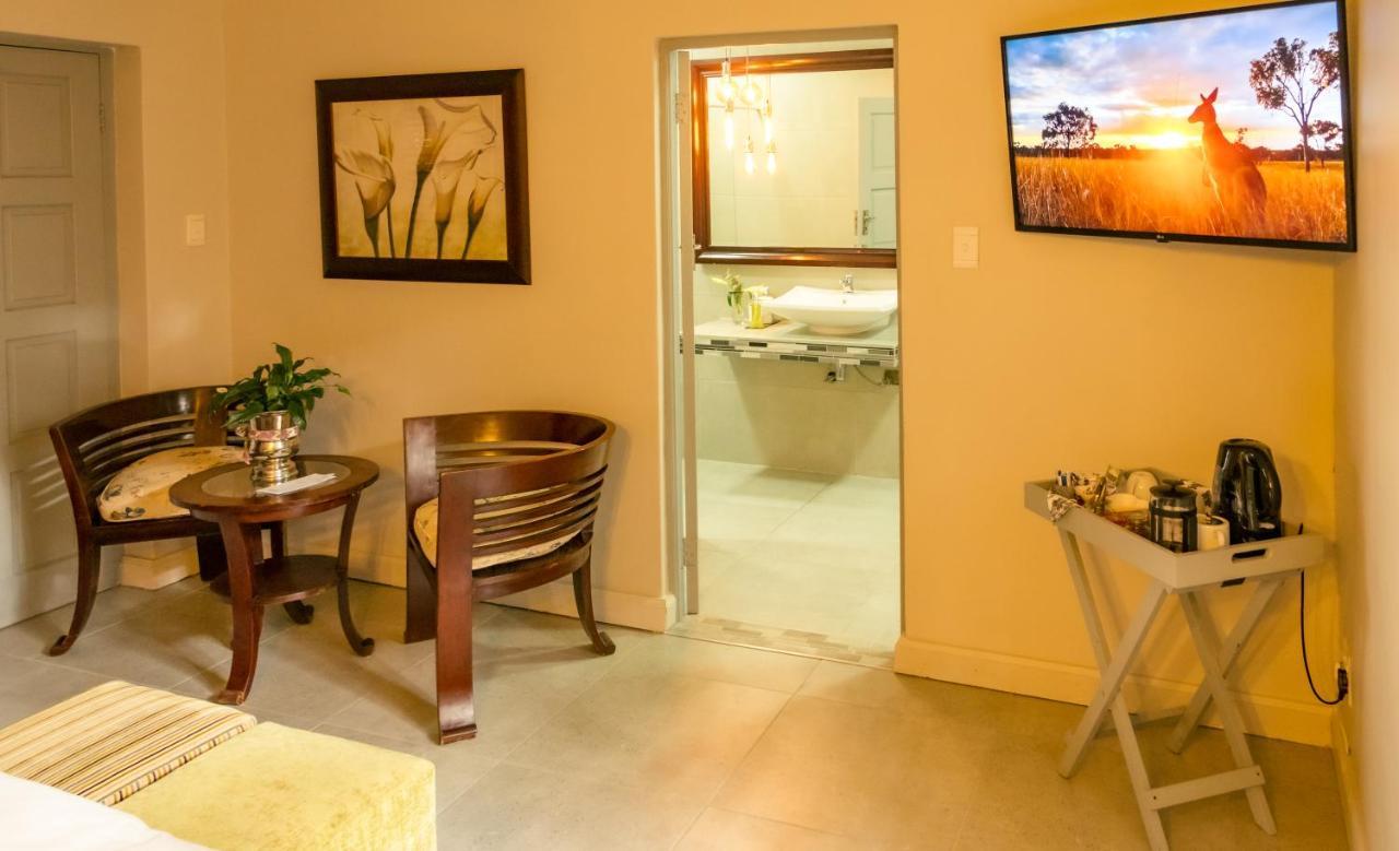 Spacube Luxury Suites And Spa Pretoria-Noord エクステリア 写真