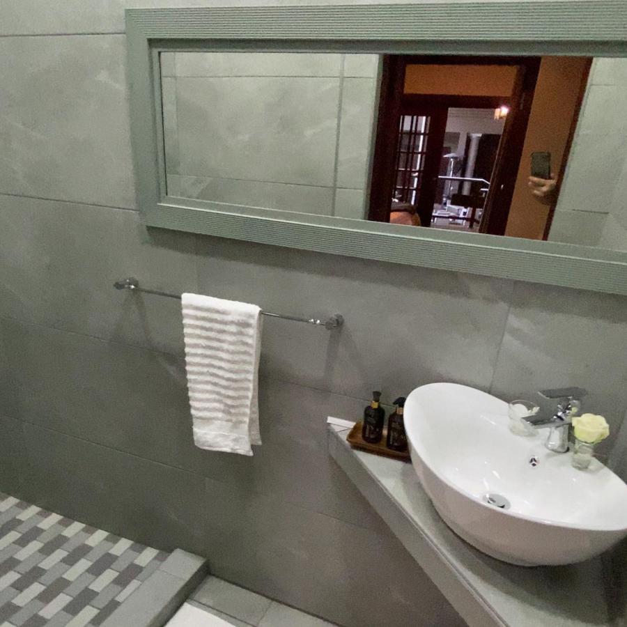 Spacube Luxury Suites And Spa Pretoria-Noord エクステリア 写真