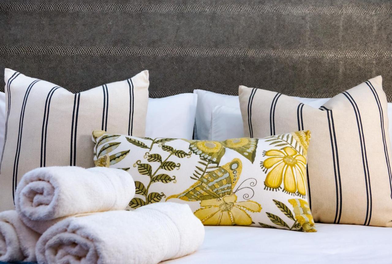 Spacube Luxury Suites And Spa Pretoria-Noord エクステリア 写真