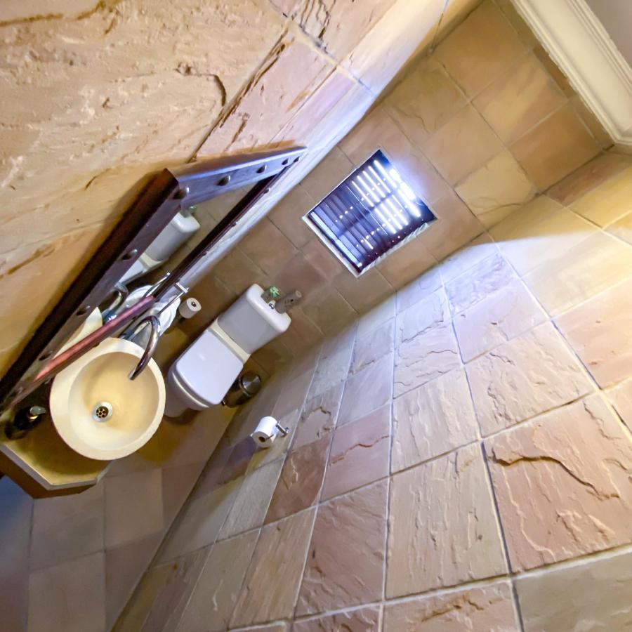 Spacube Luxury Suites And Spa Pretoria-Noord エクステリア 写真
