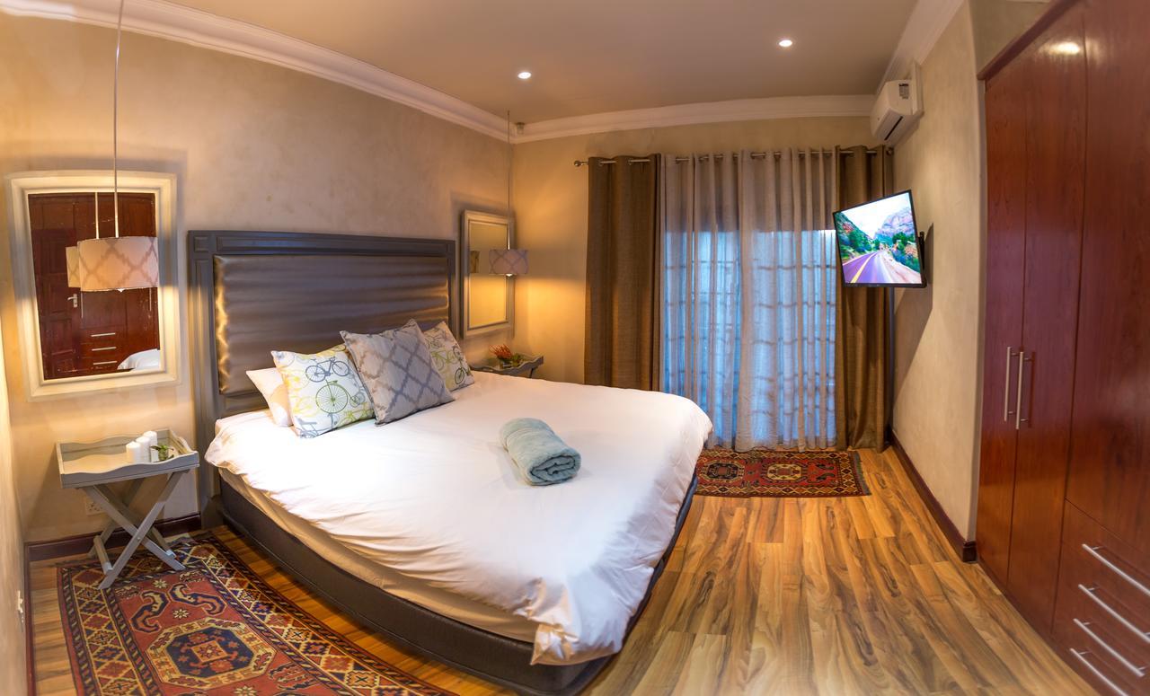 Spacube Luxury Suites And Spa Pretoria-Noord エクステリア 写真